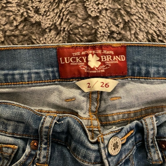 LUCKY BRAND Women’s Charlie Capri Jeans - Picture 7 of 10